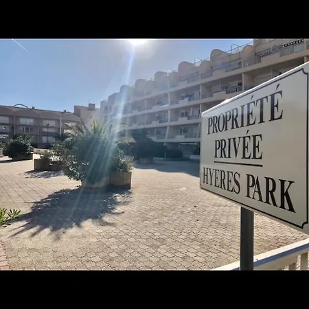 Port D'hyères Appartement *